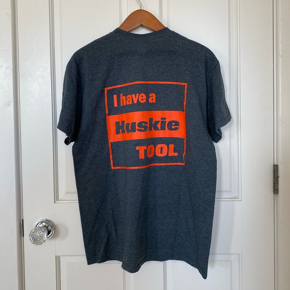 Huskie Tools graphic tee